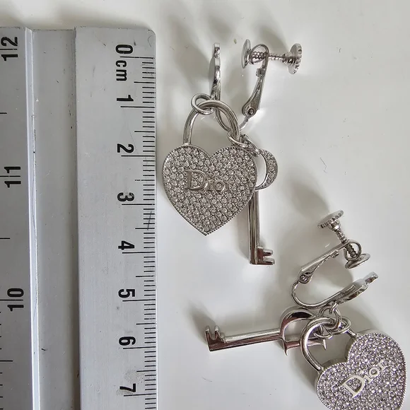 Christian Dior by John Galliano heart-key padlock crystal earrings ear clips - Picture 11 of 11